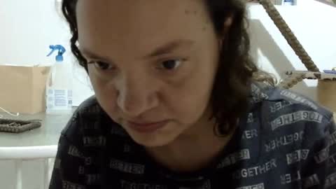 Elizabeth Martinez  online show from 12-09-24, 06:46