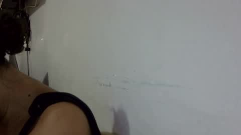 Elizabeth Martinez  online show from 02-04-26, 06:25