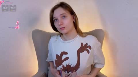 Elizabeth online show from 03-03-26, 01:12