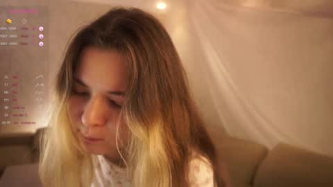 Elizabeth online show from 10-19-25, 04:40