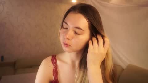 Elizabeth online show from 10-21-25, 06:41