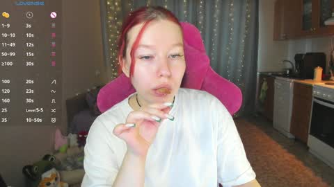 Snapshot of elizabethflowerr chatting on 01-23-25, 03:37 Eli online show from 01-23-25, 03:37