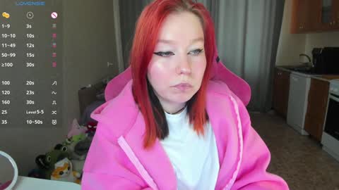 Snapshot of elizabethflowerr chatting on 01-27-25, 06:41 Eli online show from 01-27-25, 06:41