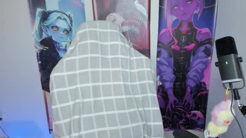 Snapshot of elizabethflowerr chatting on 12-02-25, 01:55 Eli online show from 12-02-25, 01:55