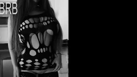 instgram aly leiv17 ---- Im model-independent online show from 07-21-26, 10:34