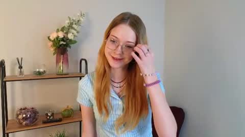 Snapshot of elizabethmcdaniel chatting on 07-17-26, 10:11 Eva online show from 07-17-26, 10:11