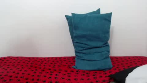 Snapshot of elizabethmiler chatting on 06-15-26, 12:57 ElizabethMiler online show from 06-15-26, 12:57