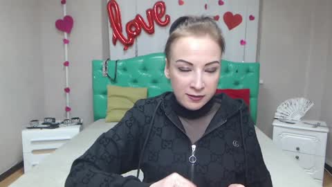ElizabethSho online show from 03-27-26, 06:40