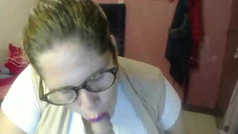 Snapshot of elizabethtaylor1 chatting on 01-30-25, 10:19 Elizabeth online show from 01-30-25, 10:19
