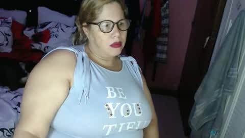 Snapshot of elizabethtaylor1 chatting on 09-28-25, 11:15 Elizabeth online show from 09-28-25, 11:15