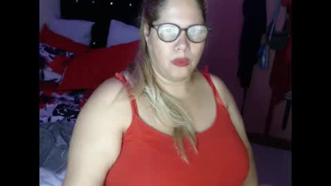 Snapshot of elizabethtaylor1 chatting on 09-30-25, 10:09 Elizabeth online show from 09-30-25, 10:09