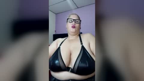Elizabeth online show from 06-22-26, 10:34