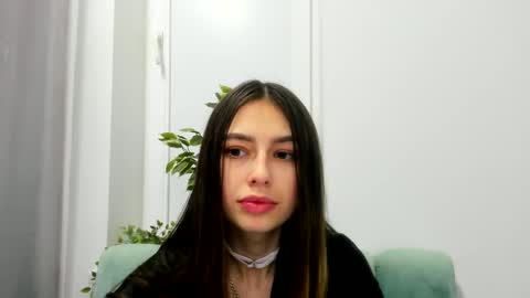 Snapshot of elizabethwall chatting on 01-22-25, 08:18 elizabethwall online show from 01-22-25, 08:18