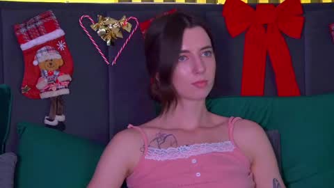 Snapshot of elizabetwilsoon chatting on 01-13-25, 03:45 Elizabet online show from 01-13-25, 03:45