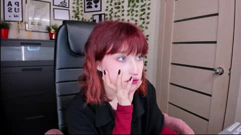 Eliza online show from 05-12-26, 11:24