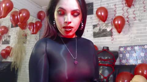   online show from 03-08-25, 06:16