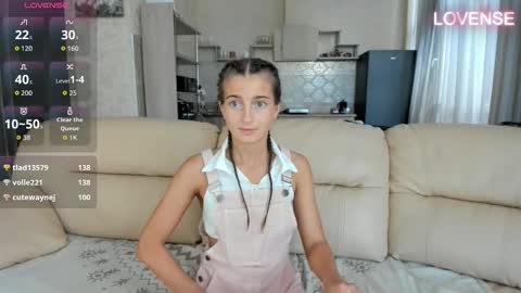 Eliz                               online show from 09-08-25, 03:00