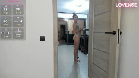 Eliz                               online show from 09-24-25, 06:00