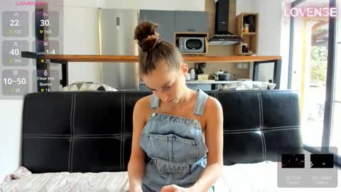 Eliz                               online show from 02-24-26, 10:13