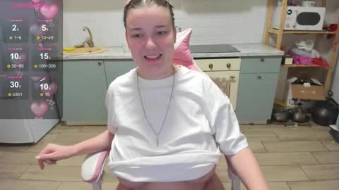 Lina online show from 03-29-26, 09:04