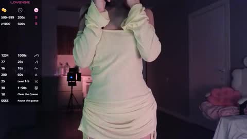 Lee online show from 09-24-25, 02:26