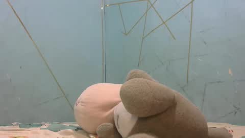 Snapshot of ella_lee15x chatting on 05-01-26, 02:38 ella lee15x online show from 05-01-26, 02:38