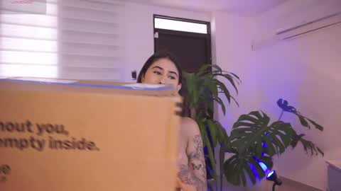 ELLA OWEN online show from 05-12-26, 03:20