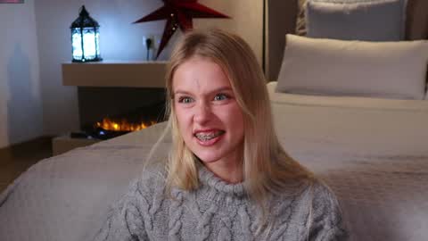 Ella online show from 12-01-24, 05:57