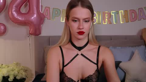 Ella online show from 03-02-25, 08:07