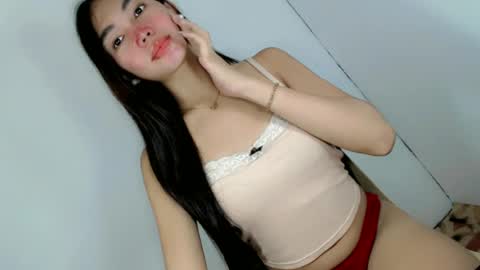 Snapshot of ella_walkerxxx chatting on 06-19-26, 04:22 ella_walkerxxx online show from 06-19-26, 04:22