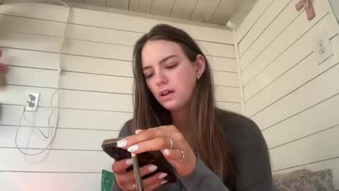 ellabellaaa__ online show from 01-16-26, 02:54