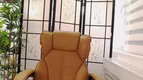 Ella online show from 03-05-26, 07:04