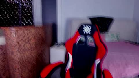 Ella online show from 02-11-26, 03:06