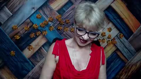 EllaBonito online show from 11-21-25, 06:34