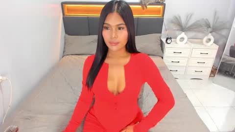 Snapshot of ellabrown_ chatting on 02-11-26, 03:55 SINGLE PO online show from 02-11-26, 03:55