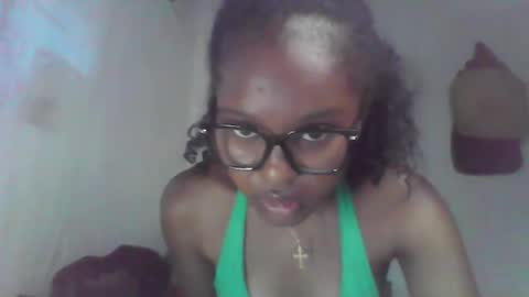 ellah245 online show from 02-14-26, 01:08