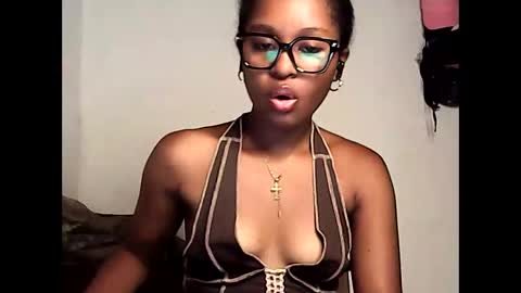 ellah245 online show from 03-30-26, 09:27