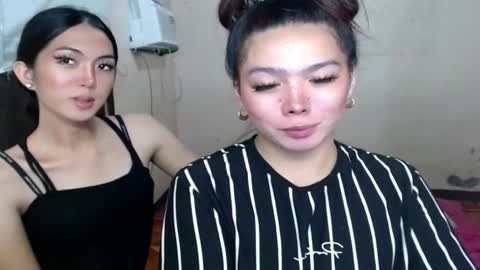 Snapshot of ellah_raj chatting on 11-25-25, 02:22 ELLAH online show from 11-25-25, 02:22