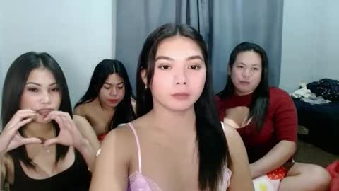 ELLAH online show from 02-09-26, 06:39