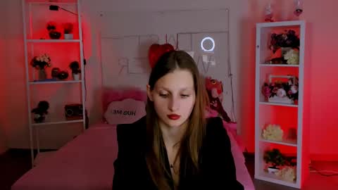 Snapshot of ellahorton chatting on 02-27-25, 02:32 Ella online show from 02-27-25, 02:32