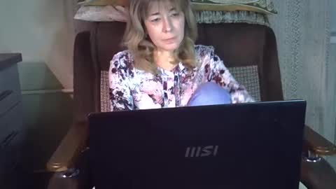 ellajohnsonx online show from 11-23-25, 06:19