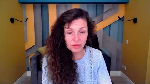 Snapshot of ellalongs chatting on 04-24-26, 11:34 EllaLongs online show from 04-24-26, 11:34