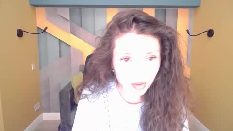 Snapshot of ellalongs chatting on 04-28-26, 11:26 EllaLongs online show from 04-28-26, 11:26