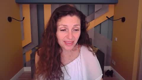 Snapshot of ellalongs chatting on 06-03-26, 02:33 EllaLongs online show from 06-03-26, 02:33