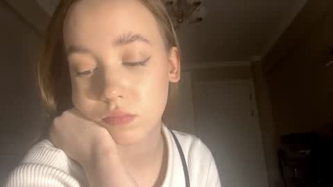 Snapshot of ellamenas chatting on 10-01-25, 04:02 Ella online show from 10-01-25, 04:02