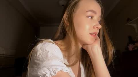 Snapshot of ellamenas chatting on 10-05-25, 07:12 Ella online show from 10-05-25, 07:12