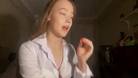 Snapshot of ellamenas chatting on 10-09-25, 06:50 Ella online show from 10-09-25, 06:50