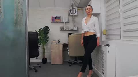            online show from 11-28-25, 02:09