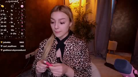 ellamilla online show from 01-22-25, 11:56