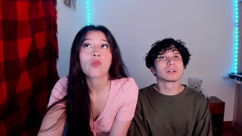 Snapshot of ellancain chatting on 02-08-25, 09:36 Ella and Cain online show from 02-08-25, 09:36